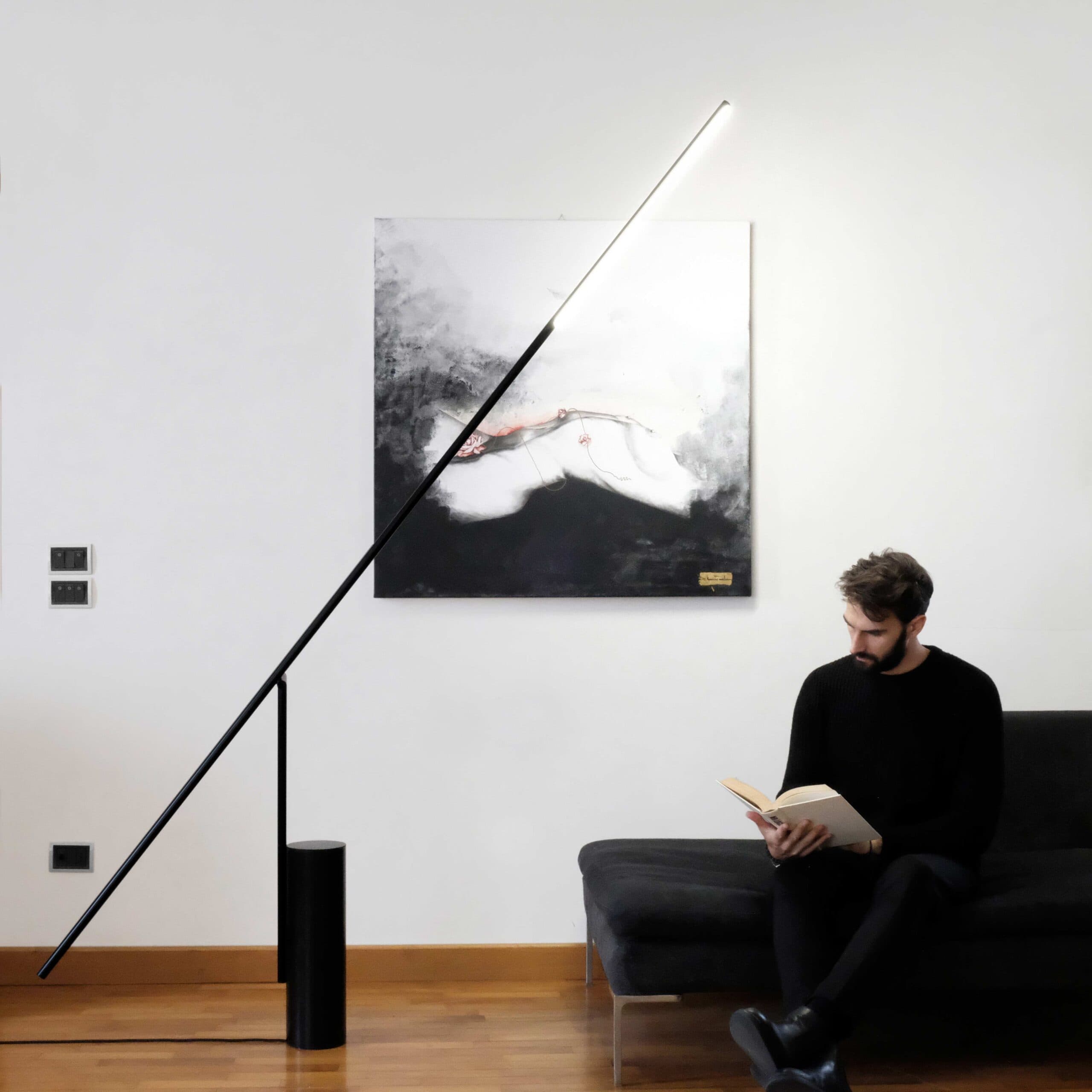 Libra in ambiente living, luce d'atmosfera